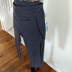 Fabletics crop legging